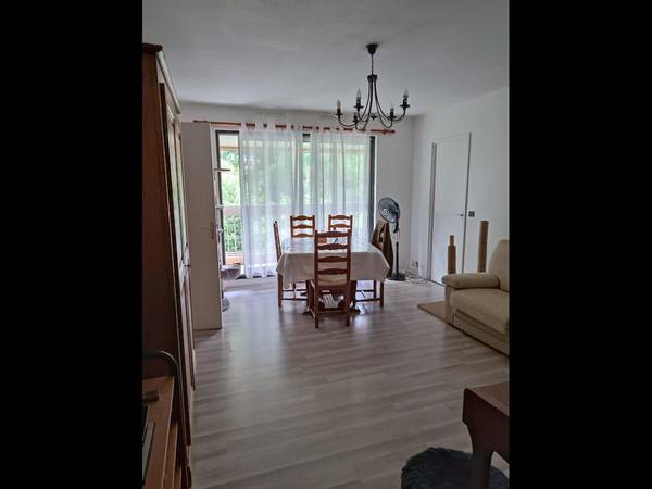 Chambre chez l'habitant / Appartement 3 pièces de 60 m², Verrières-le-Buisson, Square des Cèdres / Photo 2