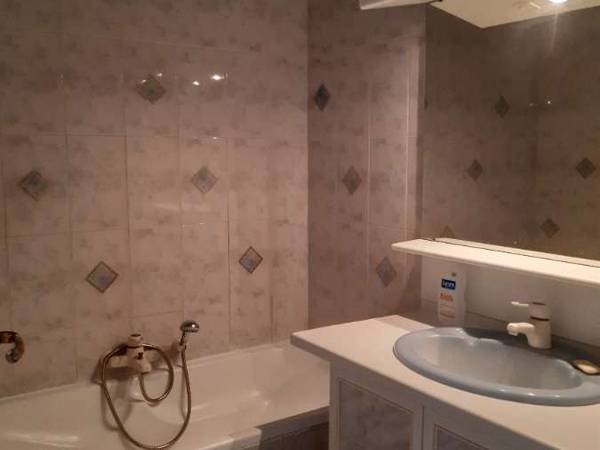 Flatsharing / 4-bedroom flat · 90 m², Villeurbanne, Cours Emile Zola / Photo 4