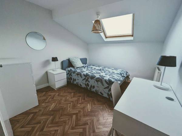 Flatsharing / 5-bedroom house · 84 m², Rezé, Rue Monfi / Photo 4