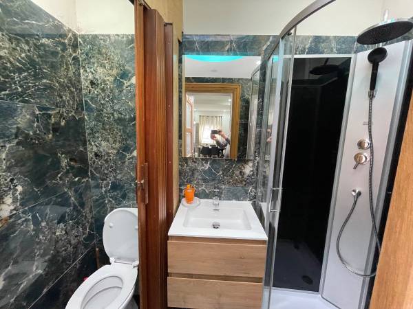 Colocation / Maison 5 pièces de 86 m², Ganshoren, Rue Henri Meuwis / Photo 7