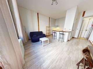 Location / Appartement 1 pièce de 27 m², Saint-Étienne, Rue Guy Colombet