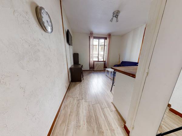 Location / Appartement 1 pièce de 27 m², Saint-Étienne, Rue Guy Colombet / Photo 10