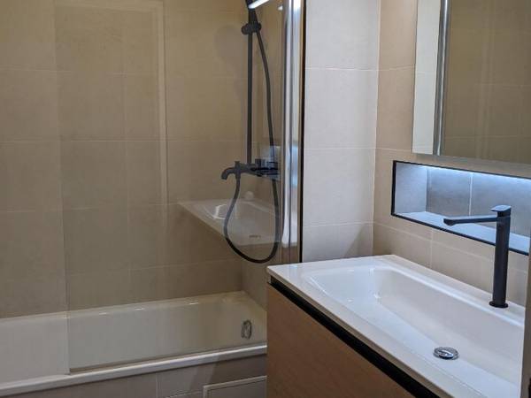 Colocation / Appartement 2 pièces de 75 m², Bagnolet, Rue de la Capsulerie / Photo 7