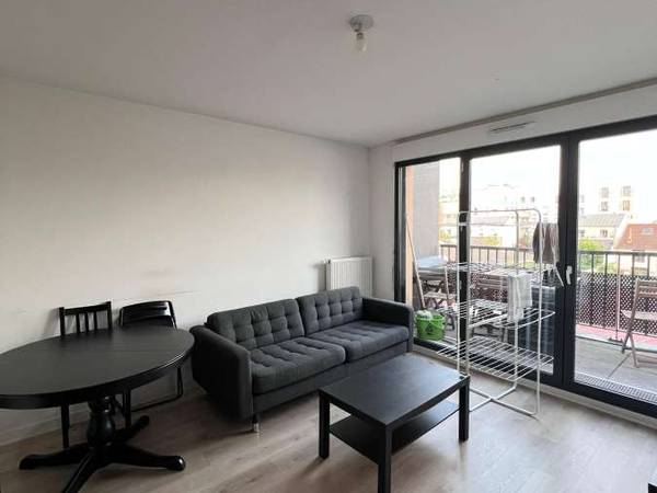 Colocation / Appartement 5 pièces de 101 m², Aubervilliers, Rue de la Courneuve / Photo 2