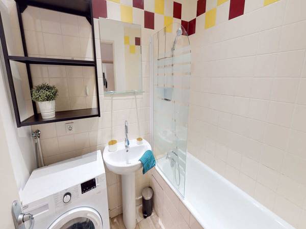 Colocation / Appartement 3 pièces de 80 m², Lyon, Rue Mulet / Photo 8