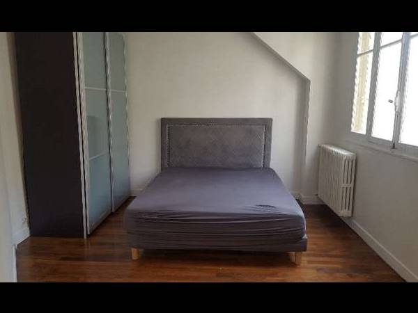 Colocation / Appartement 2 pièces de 48 m², Paris, Rue d'Amsterdam / Photo 2