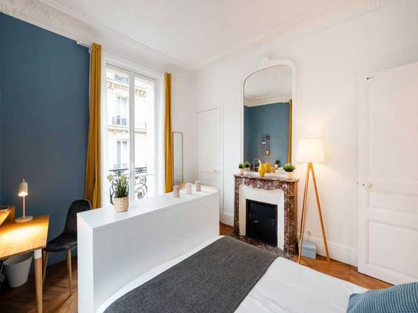 Colocation / Appartement 6 pièces de 170 m², Paris, Rue Léo Delibes / Photo 2