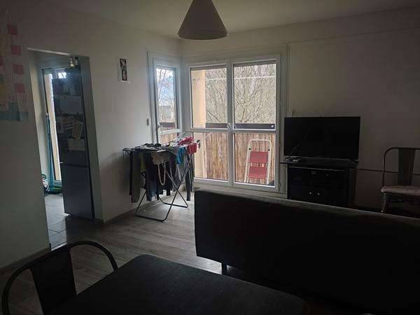 Colocation / Appartement 4 pièces de 70 m², Annecy, Place de Châtillon / Photo 12