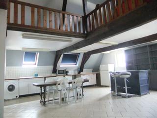 Location / Appartement 3 pièces de 97 m², Valenciennes, Rue de Famars