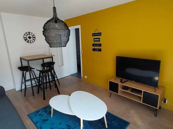 Colocation / Appartement 5 pièces de 61 m², Besançon, Rue de Fontaine Écu / Photo 2