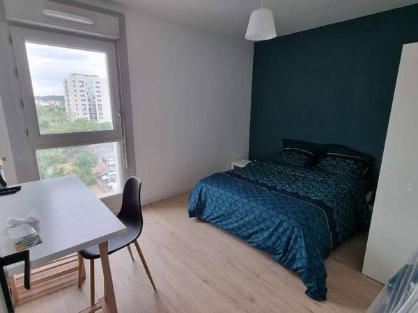 Colocation / Appartement 5 pièces de 85 m², Toulouse, Rue de l'Ukraine / Photo 4