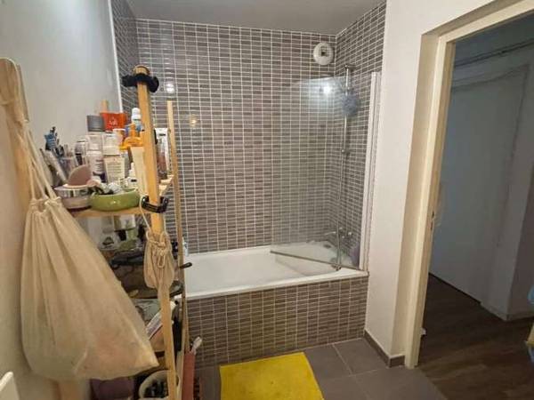 Sous-location / Appartement 5 pièces de 100 m², Paris, Boulevard Macdonald / Photo 2