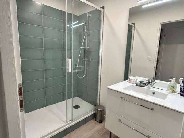 Colocation / Appartement 5 pièces de 94 m², Rouen, Place Saint Paul / Photo 9