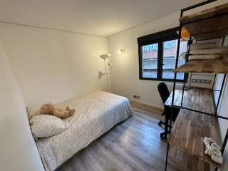 Colocation / Appartement 5 pièces de 82 m², Cergy, Square du Diapason