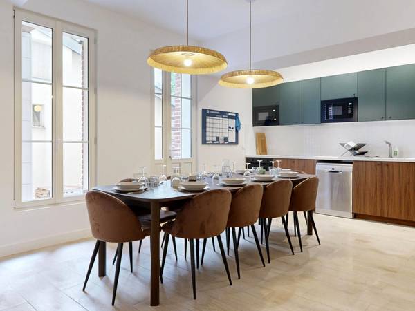 Colocation / Appartement 7 pièces de 340 m², Rennes, Av. Jean Janvier, 35000 Rennes, France / Photo 2