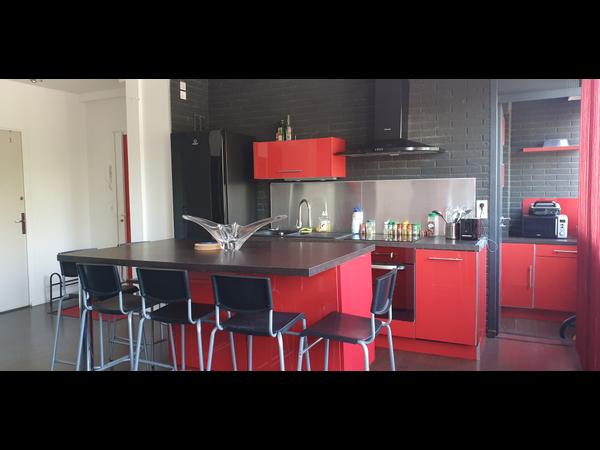 Colocation / Appartement 5 pièces de 85 m², Clermont-Ferrand, Avenue des Paulines / Photo 2