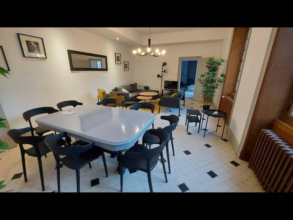 Colocation / Maison 10 pièces de 267 m², Poitiers, Rue Riffault / Photo 2