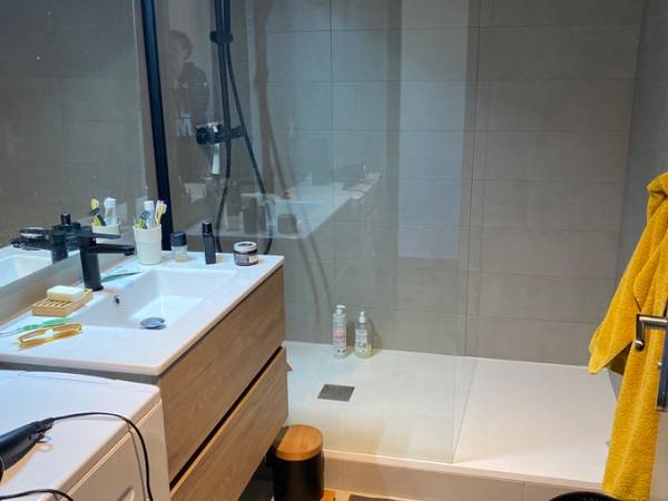 Colocation / Appartement 4 pièces de 80 m², Aix-en-Provence, Square Monseigneur Chalve / Photo 7