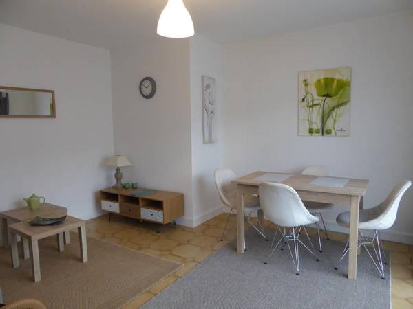 Colocation / Maison 9 pièces de 188 m², Saint-Denis, Rue Henri Barbusse / Photo 2