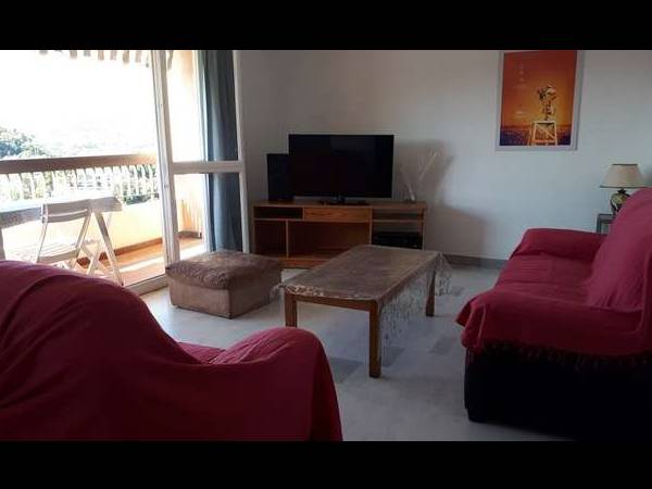 Chambre pour étudiant / Appartement 5 pièces de 92 m², Cannes, Rue Alphonse Lamartine / Photo 2