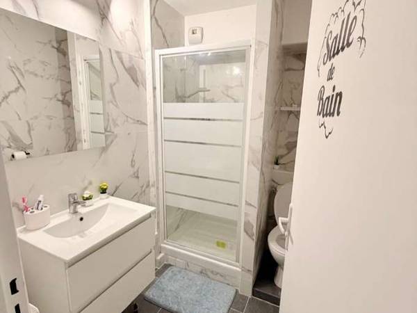 Colocation / Appartement 5 pièces de 77 m², Évry-Courcouronnes, Allée Pablo Neruda / Photo 9