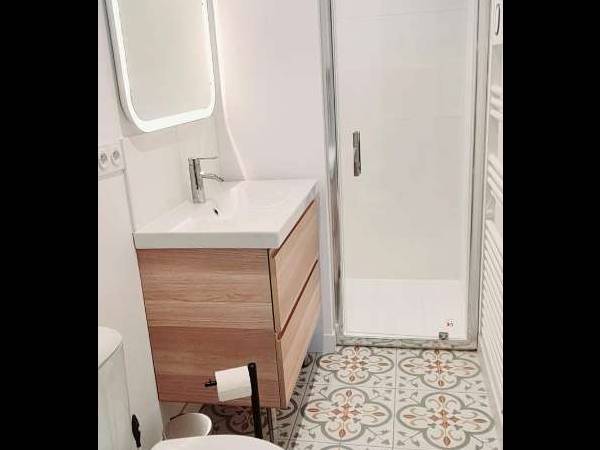 Room share / 7 rooms apartment · 104 m², Talence, Rue Léon Blum / Photo 12
