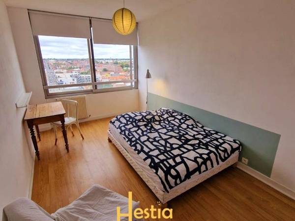 Colocation / Appartement 4 pièces de 90 m², Roubaix, Rue du Coq Français / Photo 2