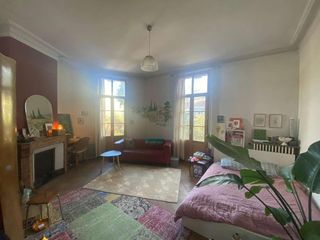 Sublet / Appartement 6 pièces de 90 m², Montpellier, Rue du Faubourg Saint Jaumes