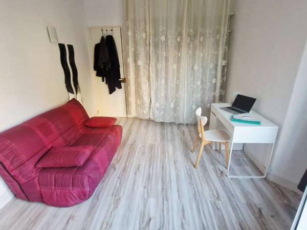 Chambre pour étudiant / Appartement 4 pièces de 62 m², Marseille, Place Pol Lapeyre / Photo 8
