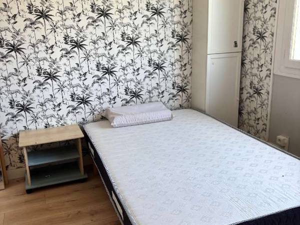 Chambre chez l'habitant / Maison 8 pièces de 147 m², Montauban, Rue Jules Massenet / Photo 2