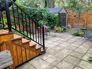 Co-living space / 9 rooms duplex · 1700 m², Montréal, 18e Avenue
