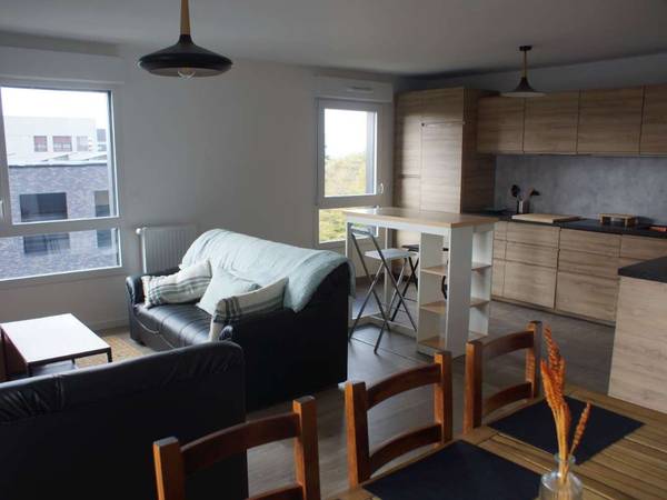 Colocation / Appartement 5 pièces de 100 m², Saint-Jacques-de-la-Lande, Boulevard Jean Mermoz / Photo 2