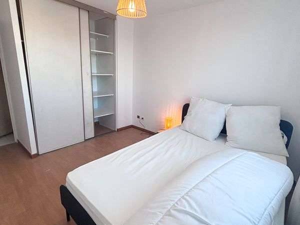 Colocation / Appartement 4 pièces de 65 m², Marseille / Photo 3