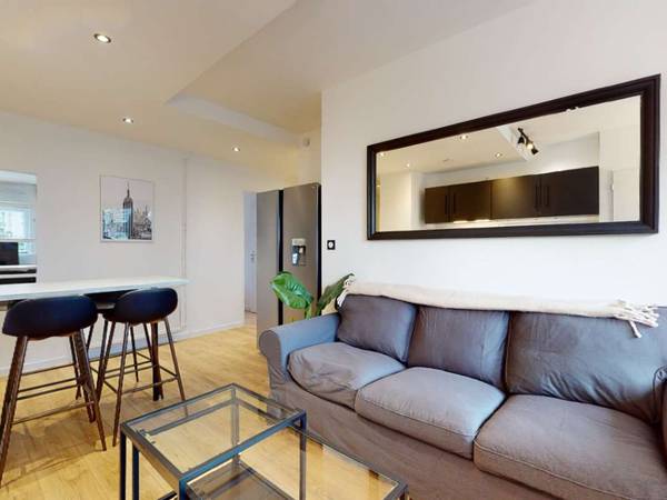 Flatsharing / 5-bedroom flat · 80 m², Gaillard, Rue de Genève / Photo 2