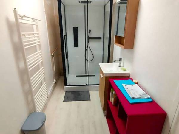 Colocation / Appartement 3 pièces de 58 m², Rennes, Rue Edmond Rostand / Photo 2