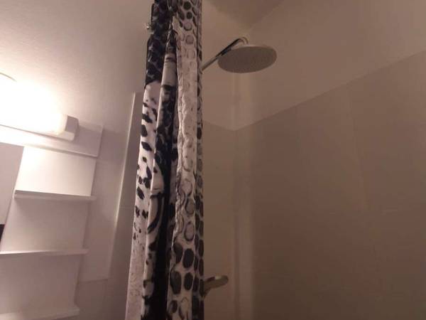 Location / Studio de 25 m², Annemasse, Avenue Henri Barbusse / Photo 8