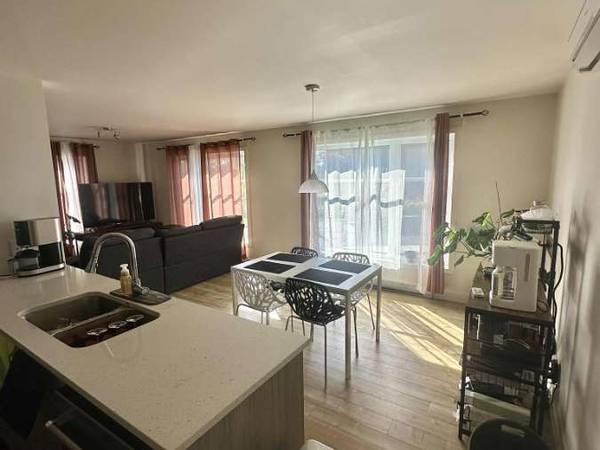 Flatsharing / 4-bedroom flat · 800 m², Salaberry-de-Valleyfield, Rue Papineau / Photo 5