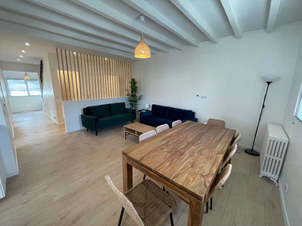 Colocation / Maison 8 pièces de 216 m², Bezons, Avenue du Printemps / Photo 2