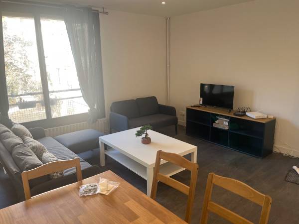 Colocation / Appartement 5 pièces de 83 m², Toulouse, Rue Vincent Van Gogh / Photo 2