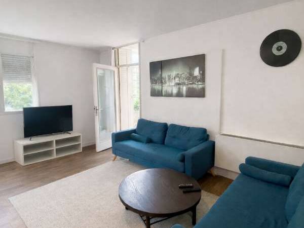 Colocation / Appartement 6 pièces de 84 m², Bordeaux, Rue Poujeau / Photo 2