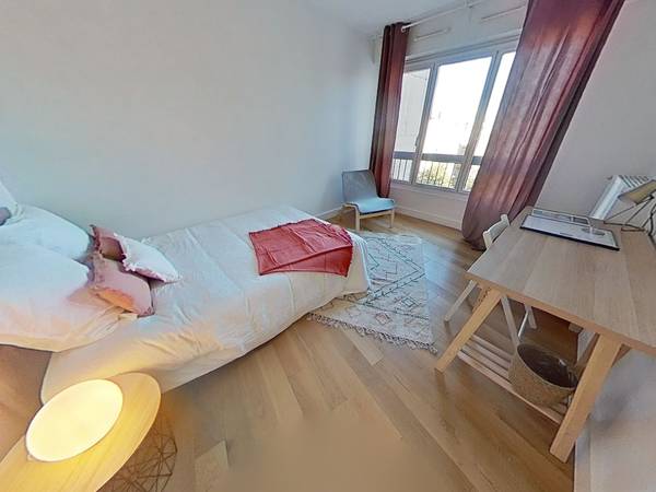 Colocation / Appartement 5 pièces de 119 m², Paris, Rue de Vaugirard / Photo 2