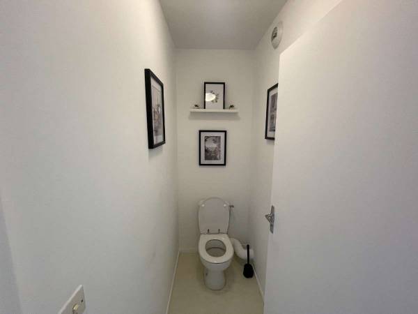 Colocation / Appartement 3 pièces de 76 m², Torcy, Rue Pierre Mendes France / Photo 8