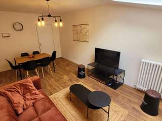 Colocation / 5 rooms apartment · 94 m², Agen, Rue Grammont