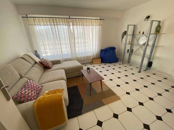 Colocation / Appartement 6 pièces de 71 m², Valence, Avenue de Chabeuil / Photo 2