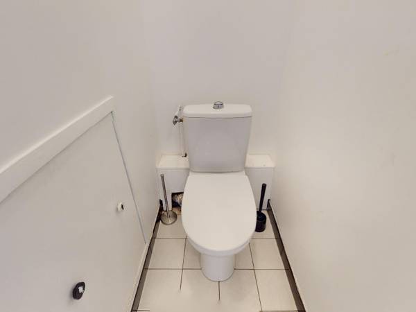 Colocation / Appartement 6 pièces de 97 m², Saint-Ouen-l'Aumône, Avenue du Général de Gaulle / Photo 11