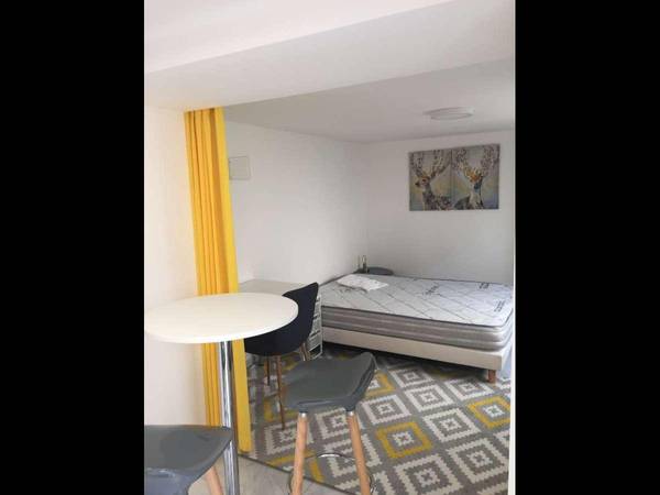 Location / Appartement 1 pièce de 25 m², Angers, Rue du Bourg la Croix / Photo 3