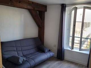 Rental / Studio, Chartres