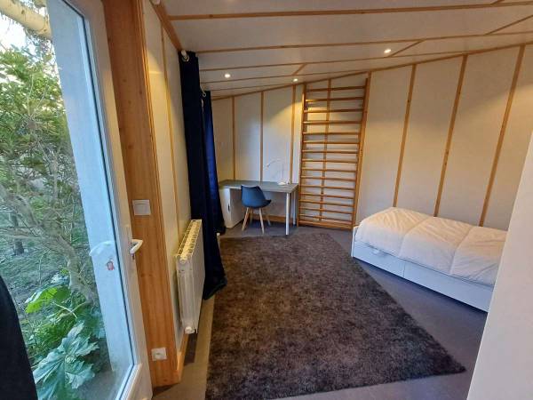 Chambre pour étudiant / Maison 10 pièces de 300 m², Saint-Maur-des-Fossés, Rue Marignan / Photo 2