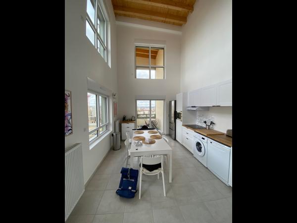 Colocation / Appartement 6 pièces de 111 m², Bordeaux, Rue Célestin Freinet / Photo 2