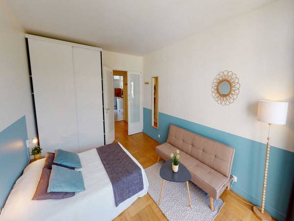 Colocation / Appartement 4 pièces de 80 m², Paris, Rue du Dr Finlay / Photo 2